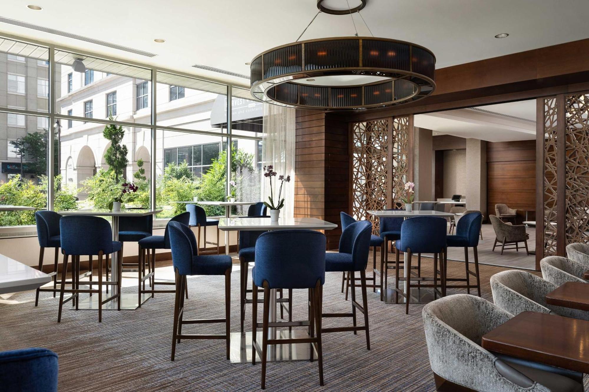 The Westin Reston Heights Hotell Exteriör bild