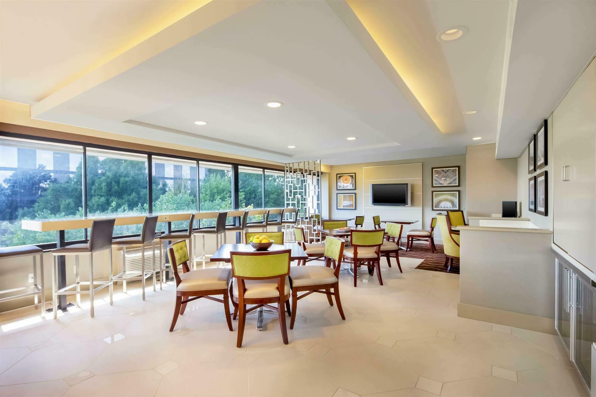 The Westin Reston Heights Hotell Exteriör bild